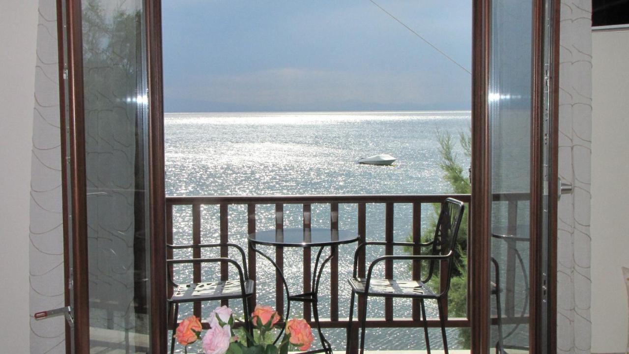 Sunset Suites Лефокастро Экстерьер фото