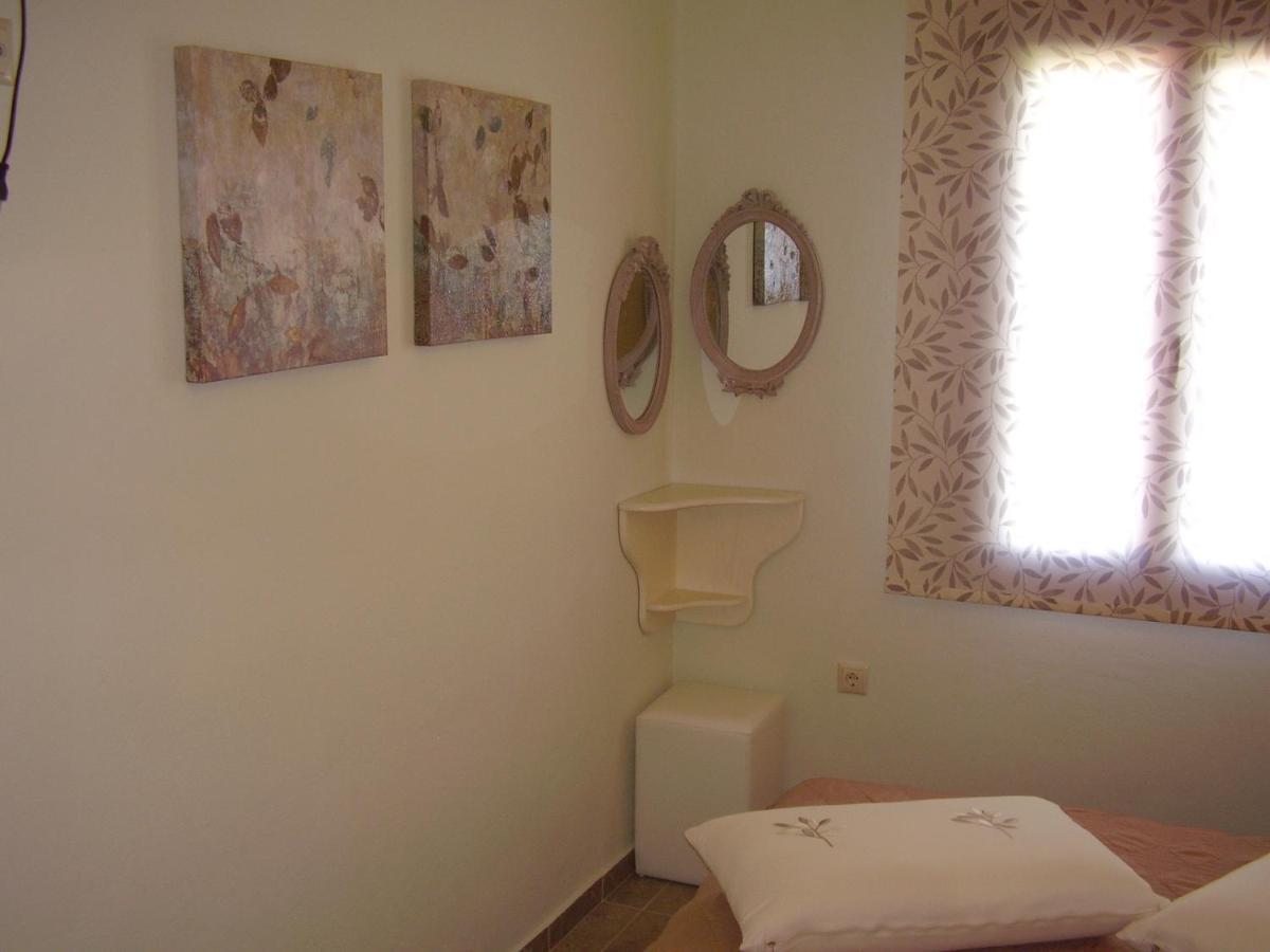 Sunset Suites Лефокастро Номер фото