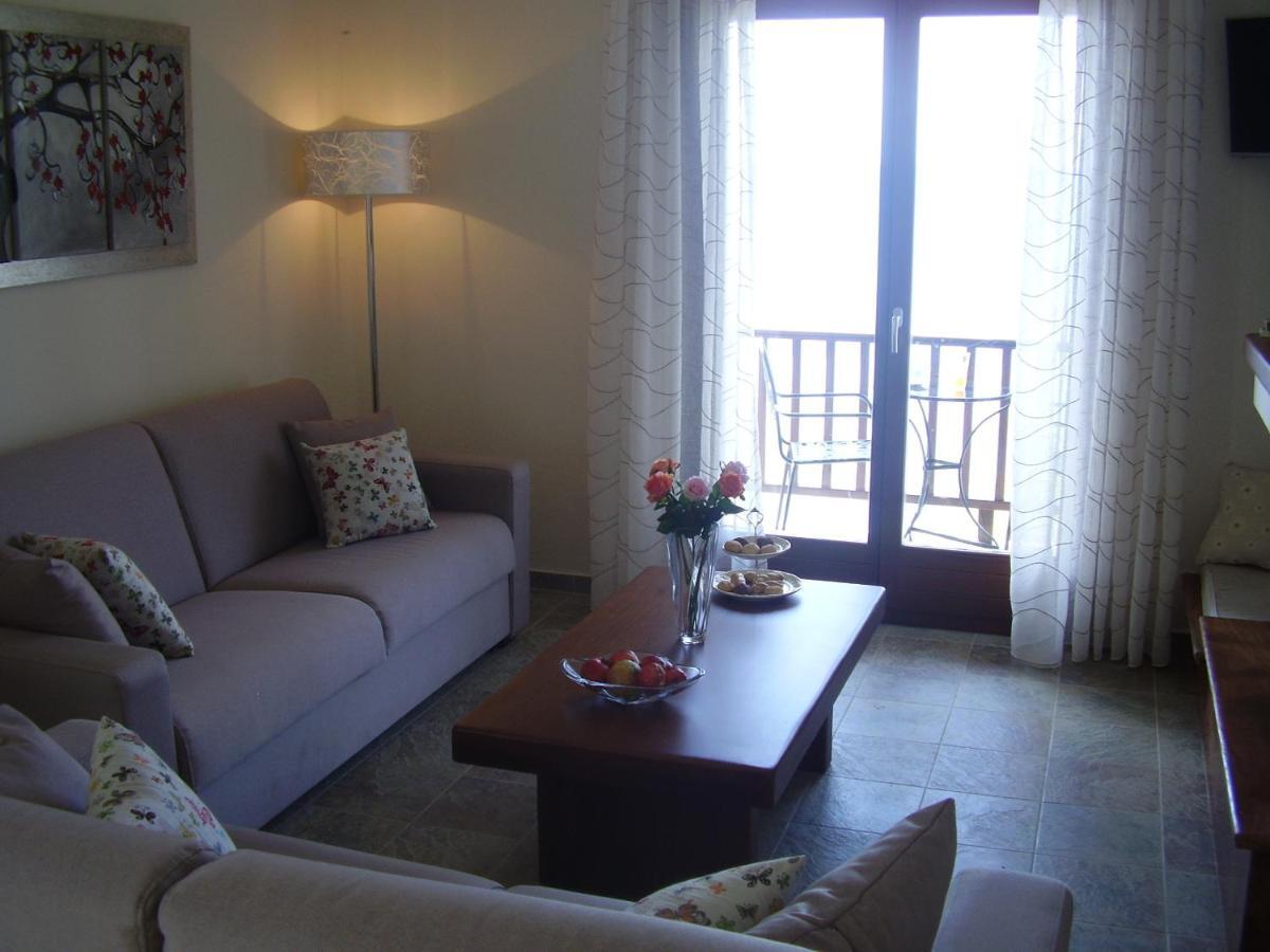 Sunset Suites Лефокастро Экстерьер фото